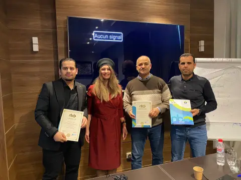 القيادة الذكية والإدارة التنفيذية