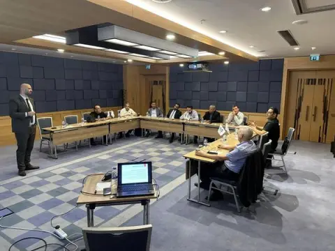 Strategic management and governance for board members